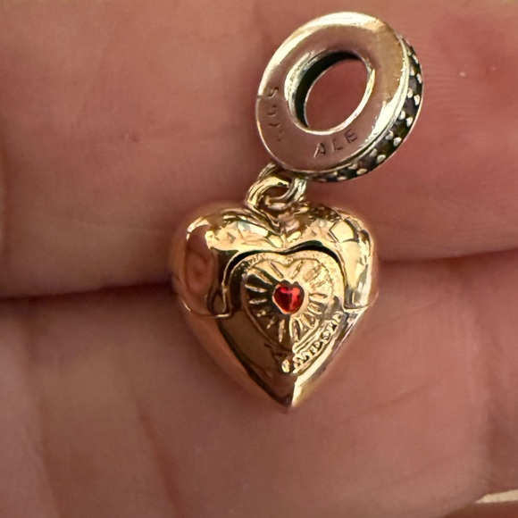 Pandora Rose Gold Heart Charm with Red Gem - Picture 6 of 6